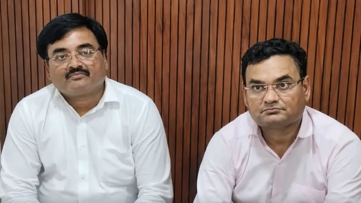 गुजरात में भाजपा नेता पर तीन करोड़ की धोखाधड़ी का आरोप, पुलिस ने भाई समेत किया गिरफ्तार