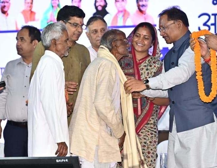 Image after paragraph