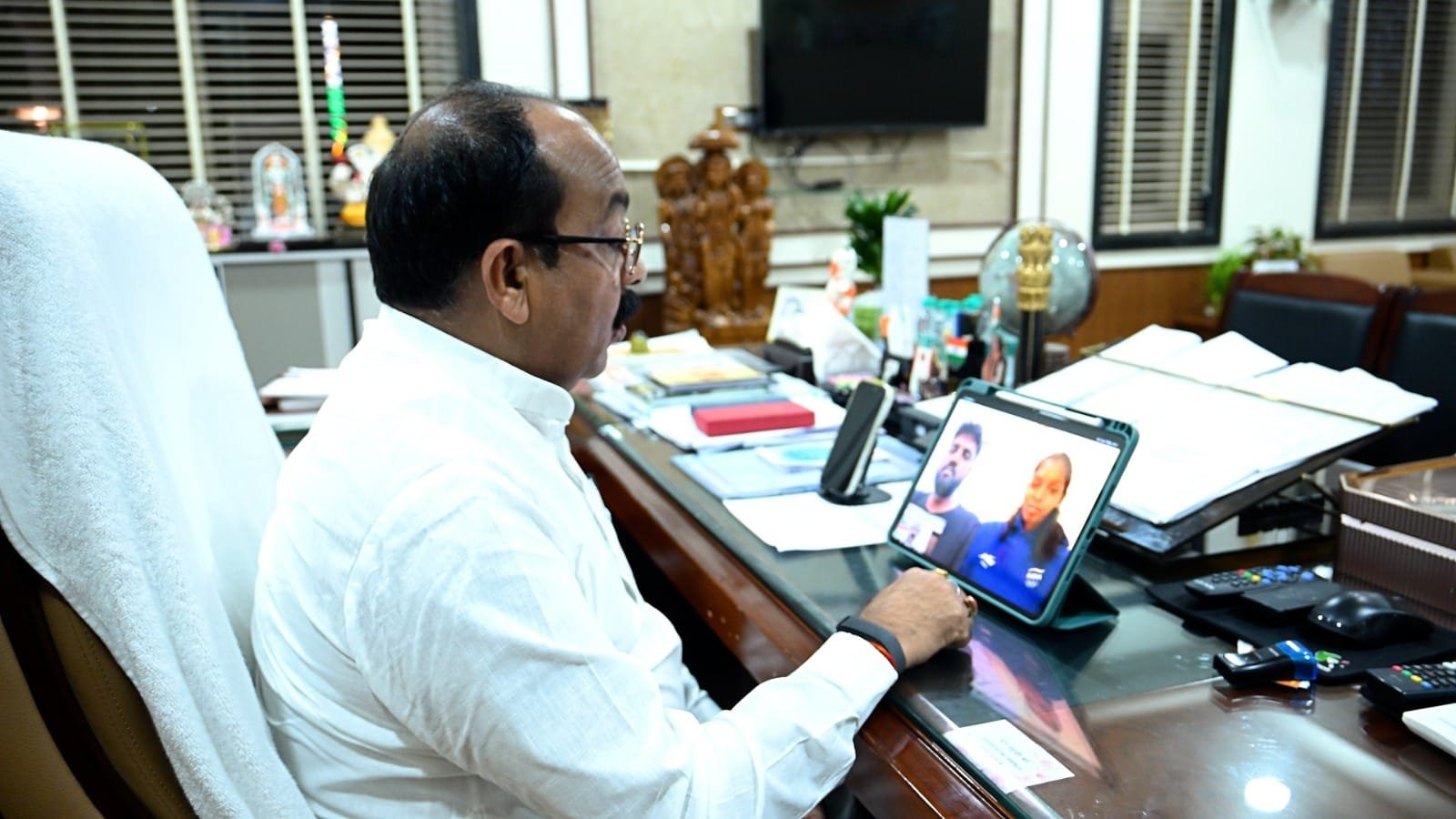 उप मुख्यमंत्री अरुण साव ने एशियन गेम्स की कबड्डी गोल्ड मेडलिस्ट संजू देवी से बात कर दी बधाई, कहा आपने छत्तीसगढ़ का बढ़ाया मान