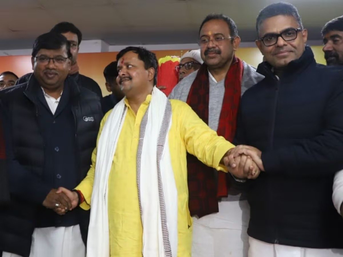 बिहार की सियासत में यू-टर्न: RLM में बगावत थमी, नाराज विधायक बैठक में लौटे