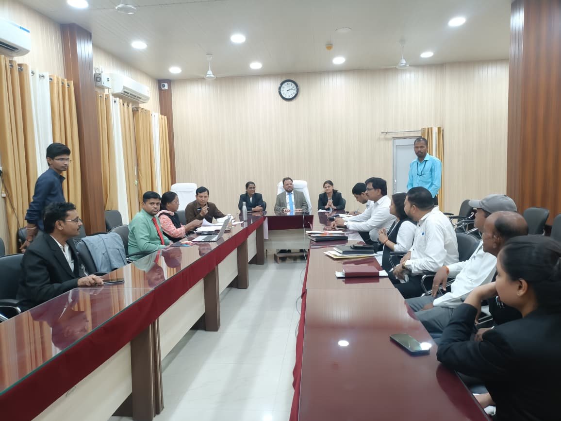 18 जुलाई 2026 को आयोजित होने वाली स्पेशल लोक अदालत की तैयारियों को लेकर महत्वपूर्ण बैठक संपन्‍न