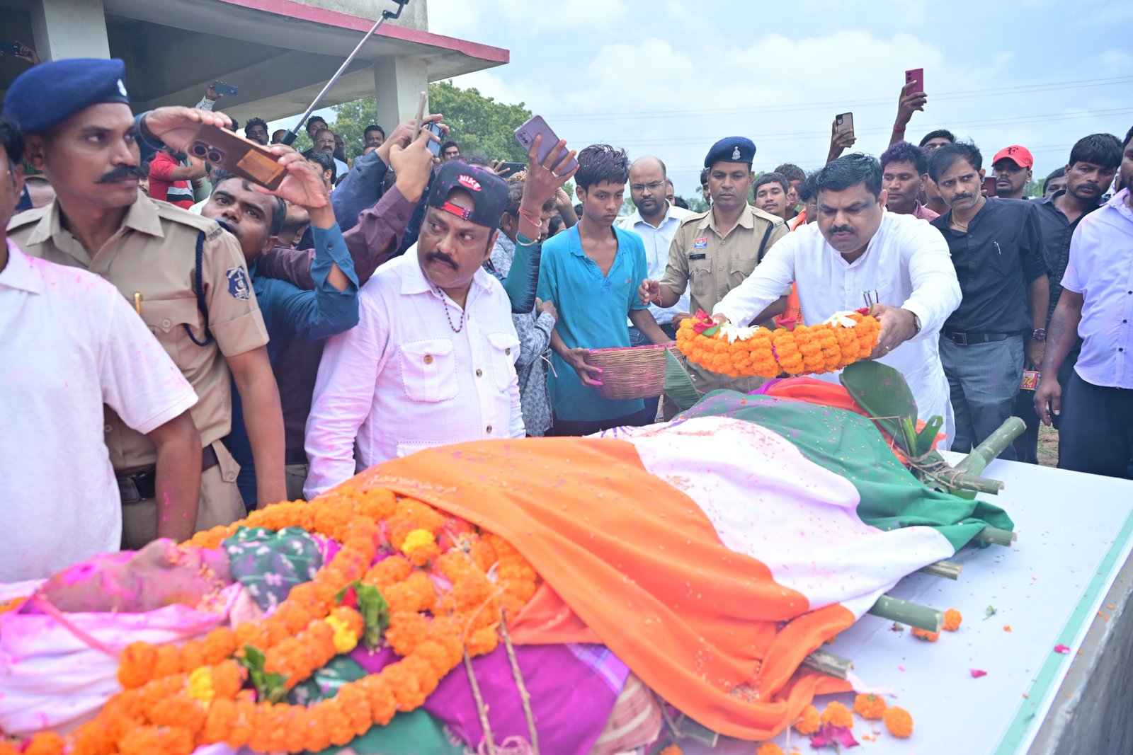 शिक्षा मंत्री गजेन्द्र यादव ने दिवंगत तीजन बाई को श्रद्धांजलि