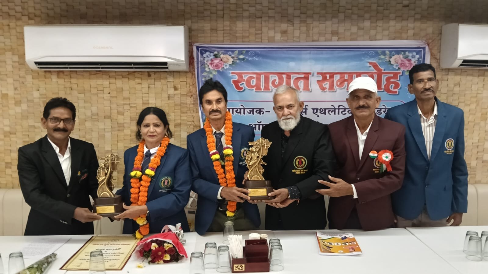 मास्टर्स एथलेटिक्स में दुर्ग-भिलाई का परचम, गंगेश्वर देवांगन व प्रभा हुसैन को मिला शहीद विनोद चौबे सम्मान