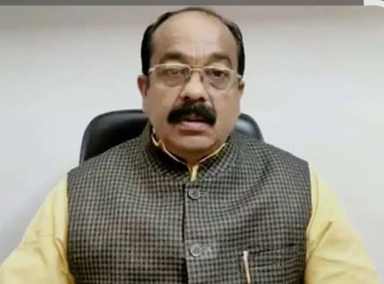 तूफान से क्षतिग्रस्त सड़कें-पुल तत्काल सुधारें, कहीं भी आवाजाही बाधित न हो : अरुण साव