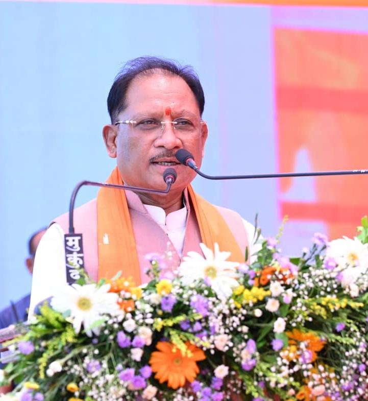 CM Hands Over PM Awas Keys at Sushasan Tihar in Dhamtari