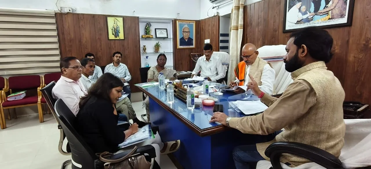 सहकारी बैंक दुर्ग की संचालक मंडल एवं ऋण उप समिति की बैठक सम्पन्न, किसानों को 18 करोड़ से अधिक के ऋण स्वीकृत