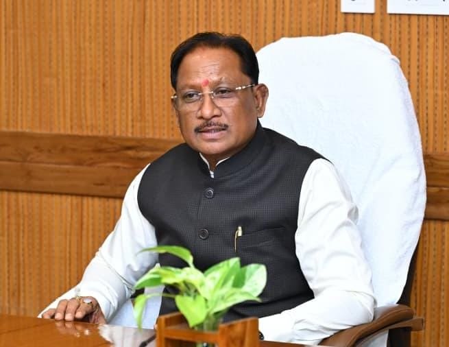 जबरन दबावपूर्वक मैनुअल स्केवेंजर्स का कार्य करवाने वालों पर की जाए कड़ी कार्यवाही- मुख्यमंत्री विष्णुदेव साय