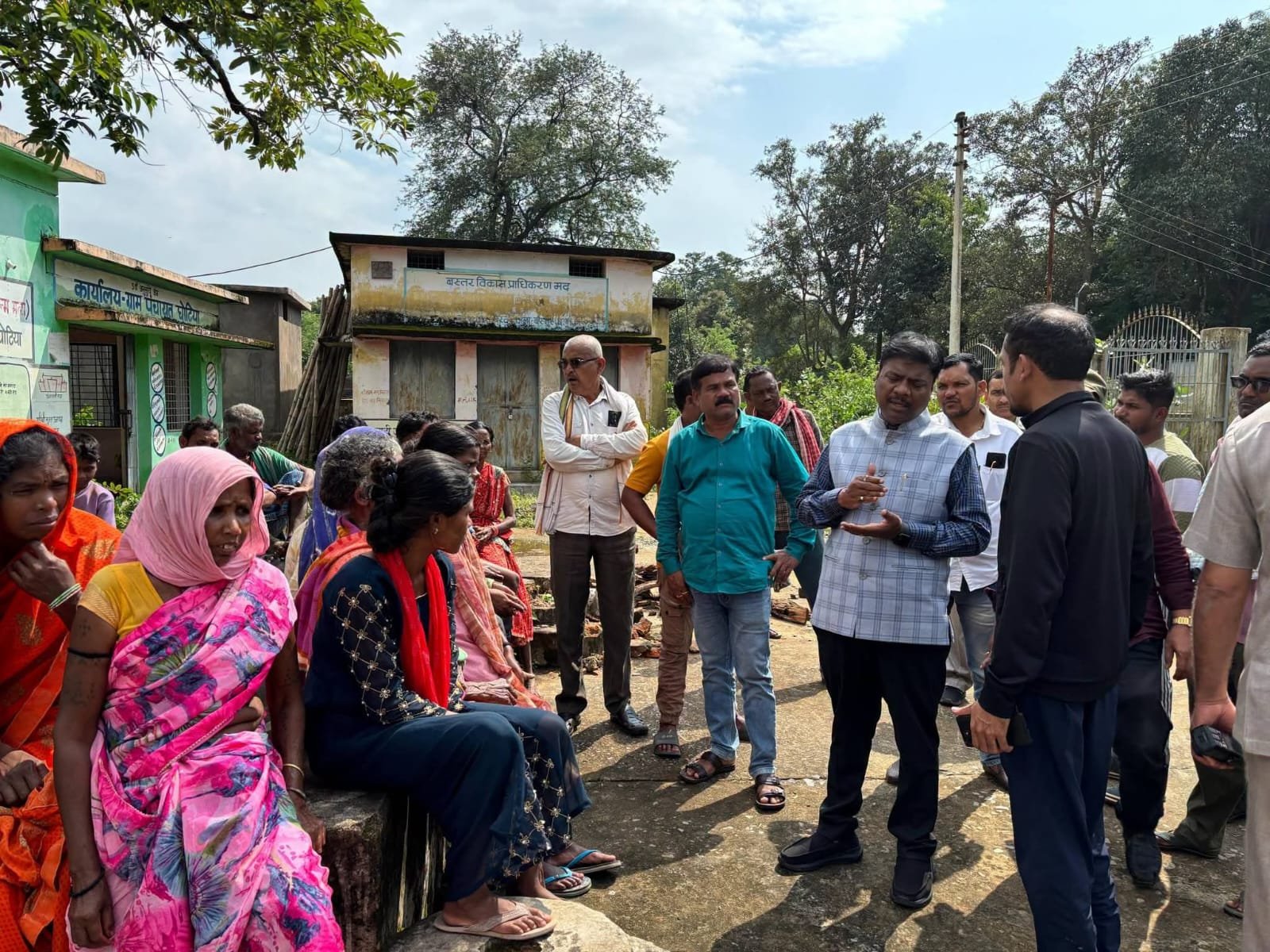 वन मंत्री केदार कश्यप ने बस्तर के बाढ़ प्रभावित क्षेत्रों का लिया जायजा
