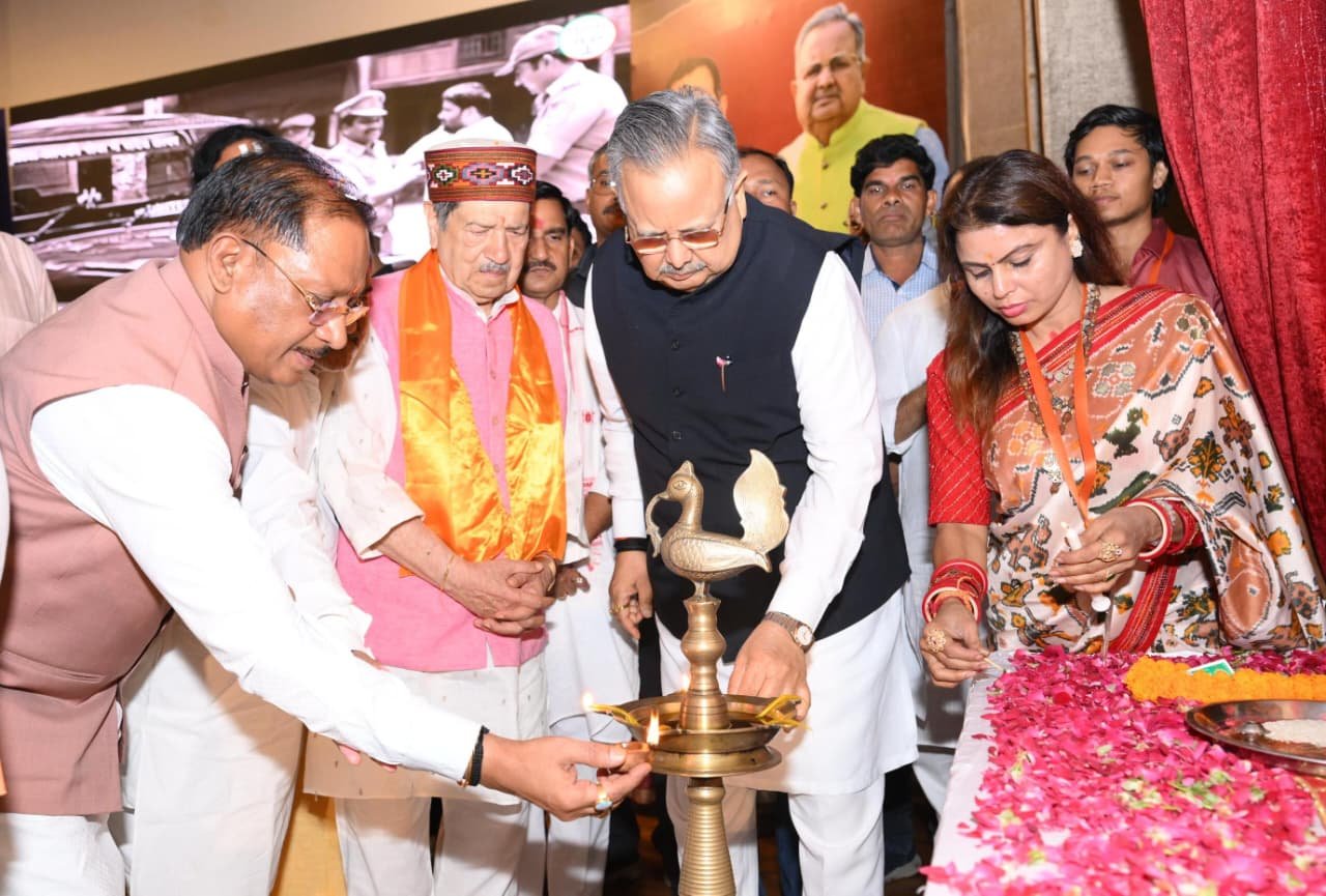 लोकतंत्र सेनानियों का त्याग नई पीढ़ी के लिए प्रेरणा है : मुख्यमंत्री विष्णुदेव साय