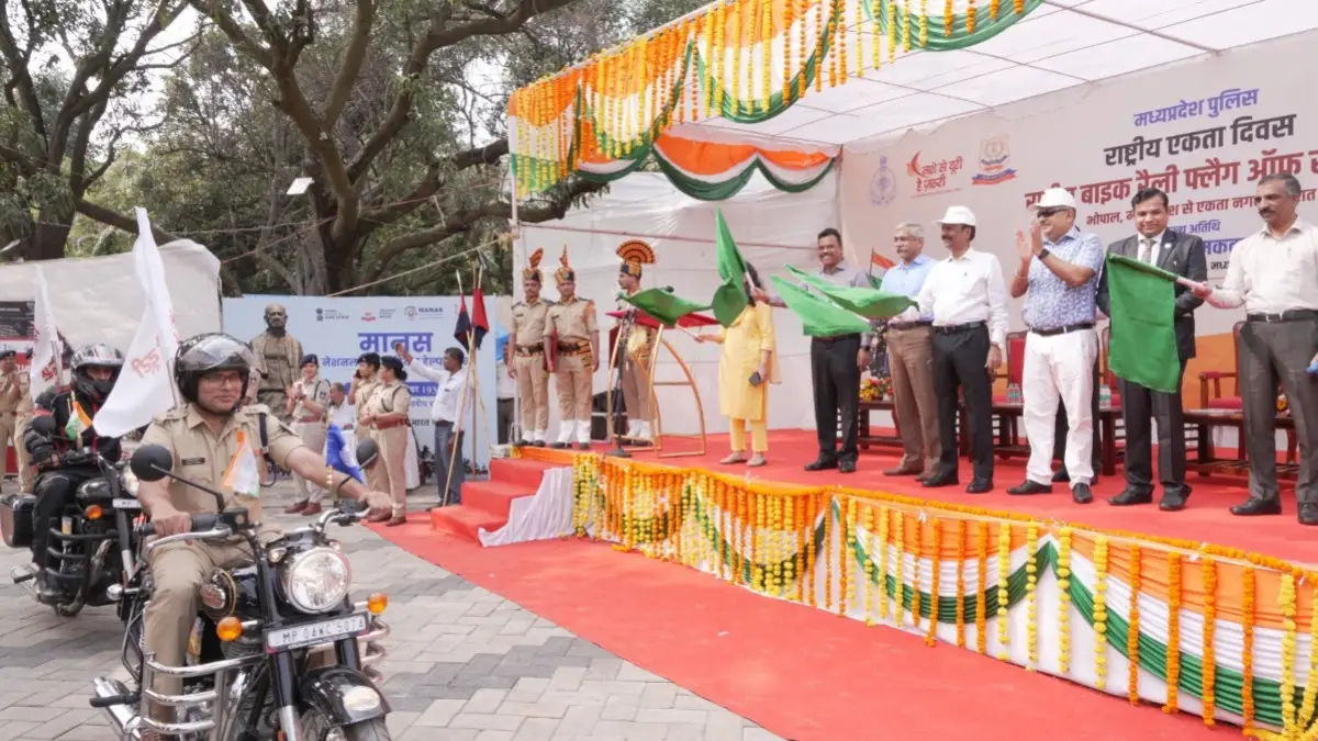 नशे के खिलाफ संदेश लेकर भोपाल से निकले 7 पुलिस राइडर्स, 31 अक्टूबर को एकता नगर में करेंगे परेड