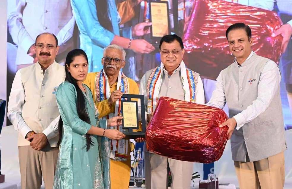 किसी भी देश की सबसे बड़ी ताकत उसका मानव संसाधन होती है - उद्योग मंत्री देवांगन