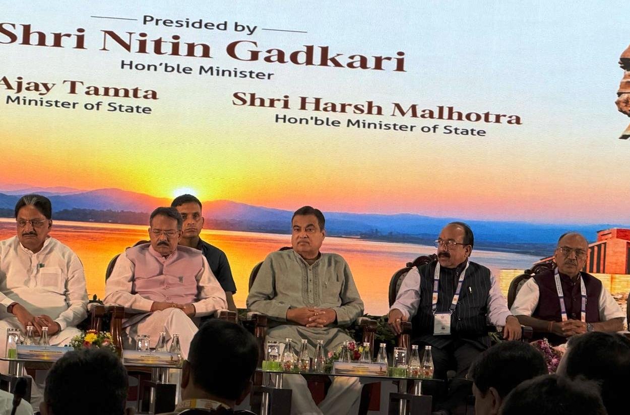 उप मुख्यमंत्री अरुण साव सड़क एवं राष्ट्रीय राजमार्ग पर राष्ट्रीय चिंतन शिविर में हुए शामिल