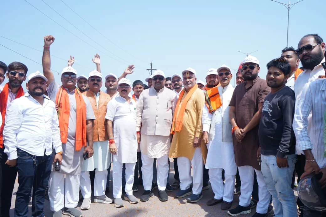 वडनगर से वाराणसी जा रही जल जन कलश यात्रा दुर्ग पहुंची