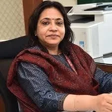 करेंसी टावर की लिफ्ट में फंसीं छत्तीसगढ़ शासन की एसीएस ऋचा शर्मा, 20 मिनट तक रही बंद