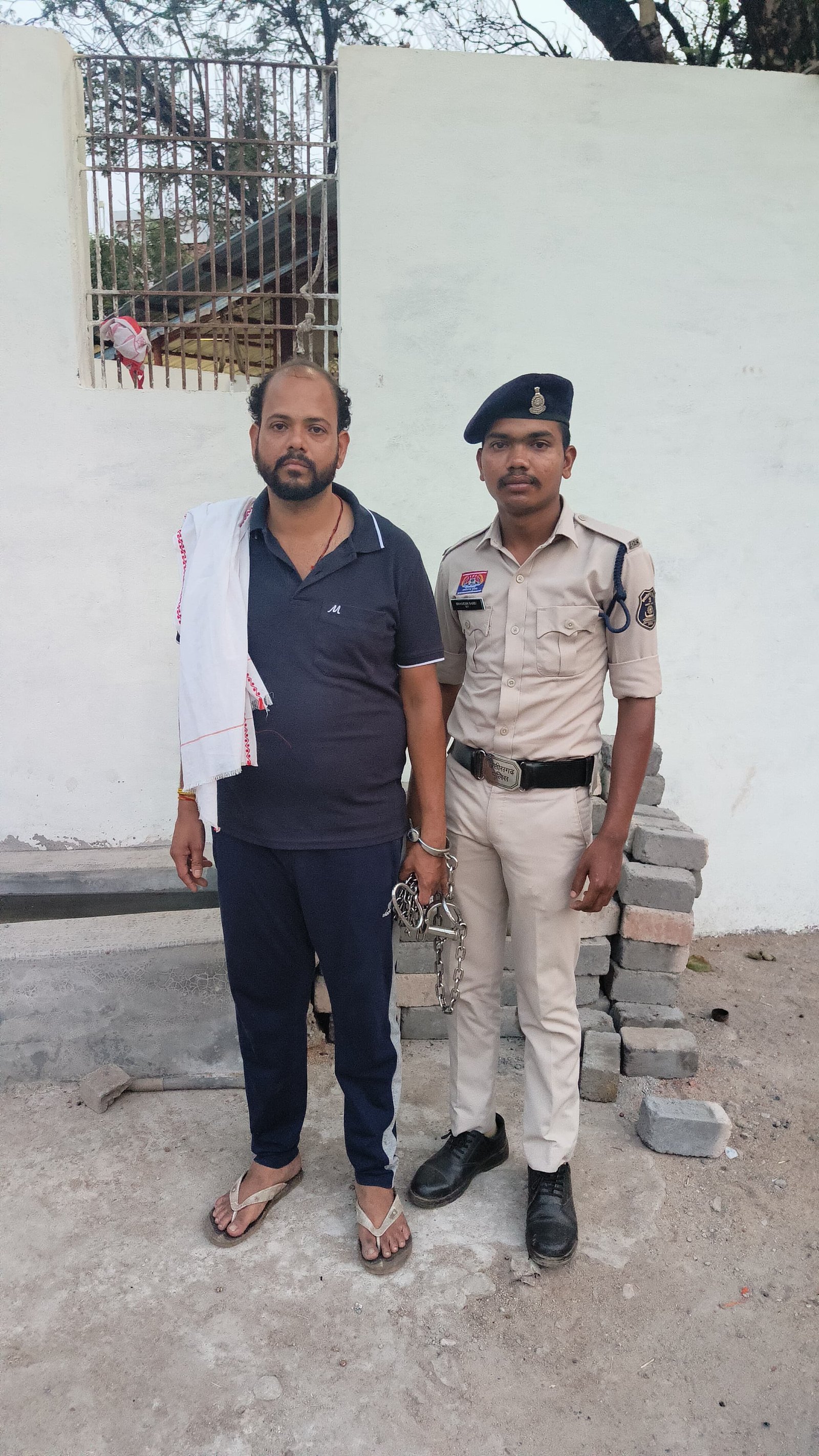 घरेलू विवाद में धारदार हथियार से हमला, आरोपी गिरफ्तार