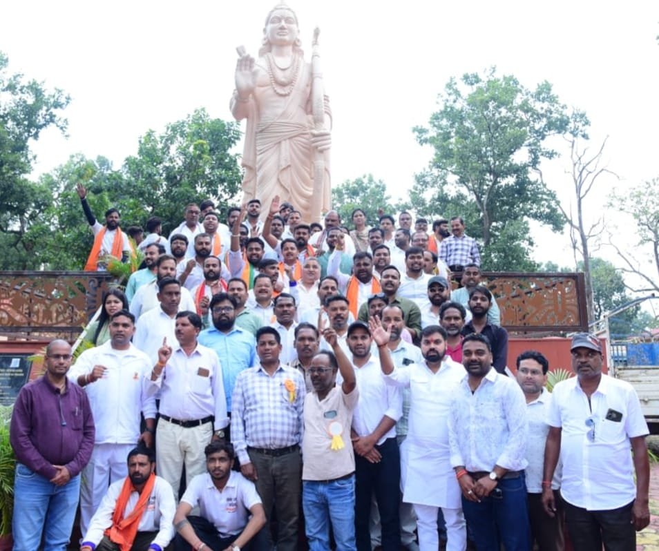 सेवा संकल्प अभियान: गुजरात से निकली बाइक रैली का उदयपुर में भव्य स्वागत, मंत्री राजेश अग्रवाल ने किया आत्मीय अभिनंदन