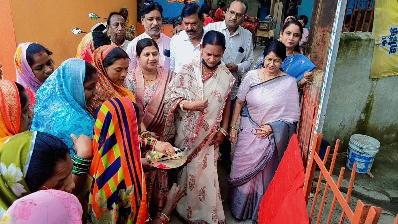 -महापौर अलका बाघमार ने तीन वार्डों में करोड़ों के विकास कार्यों का किया भूमिपूजन