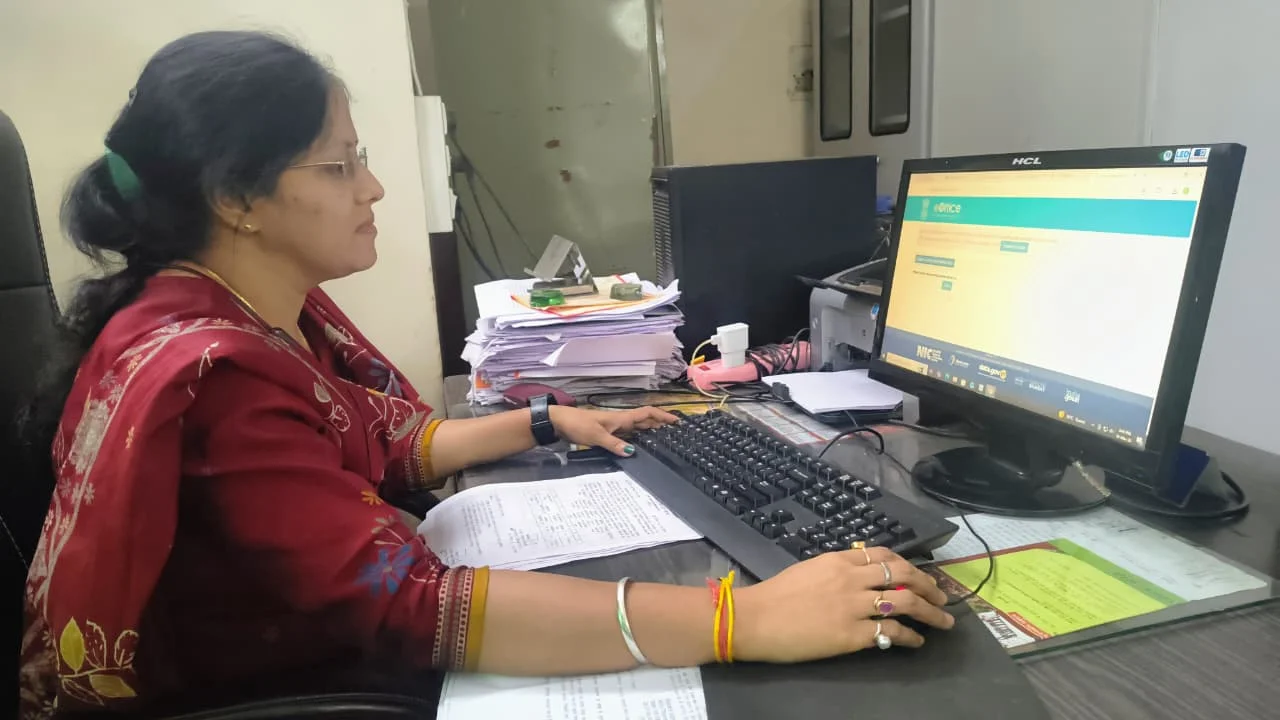 ई-ऑफिस क्रियान्वयन में दुर्ग जिला प्रदेश में द्वितीय स्थान पर