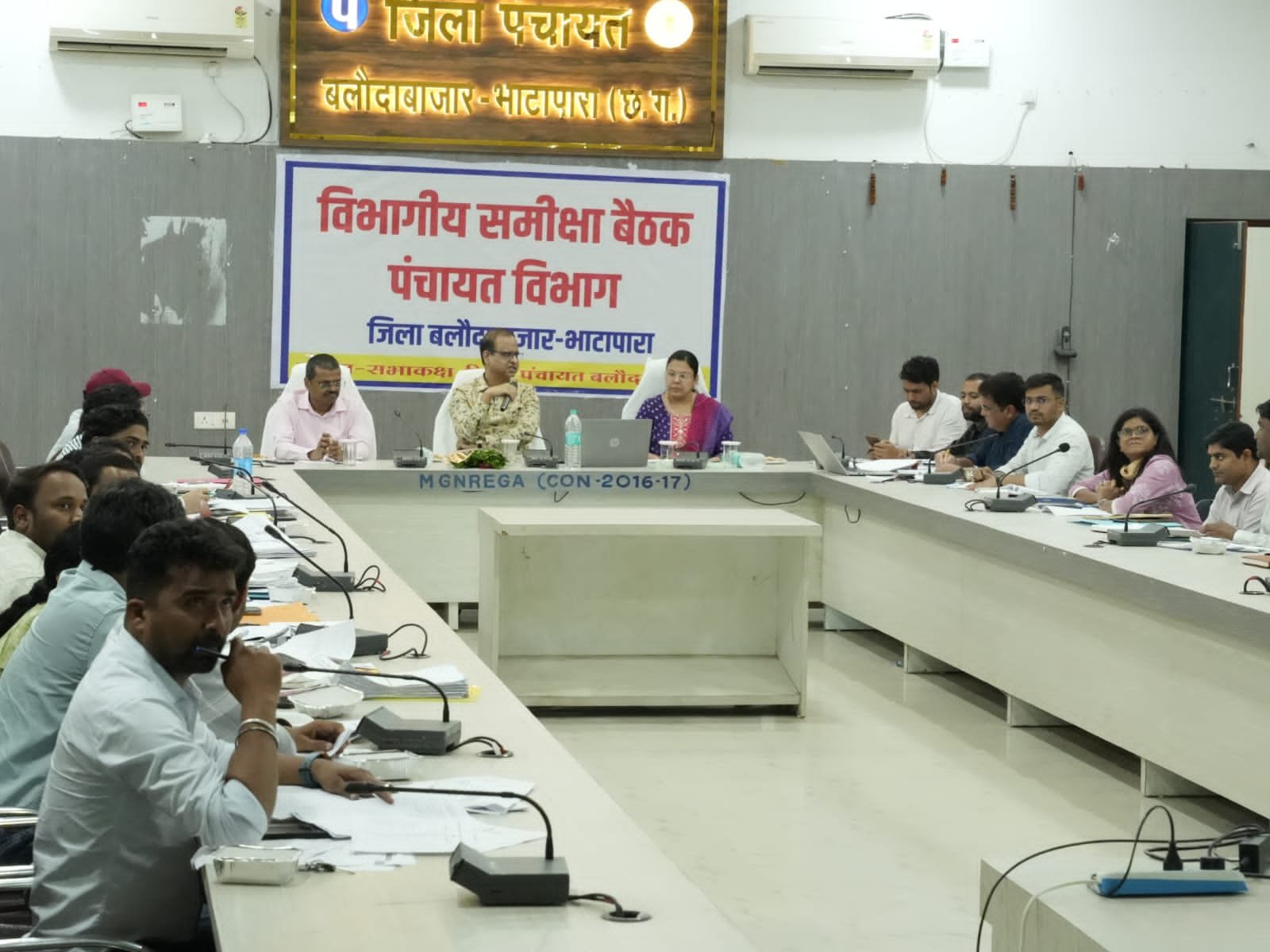 आयुक्त वीबी -जीरामजी ने किया ग्रामीण क्षेत्रों में निर्माण कार्यों का औचक निरीक्षण