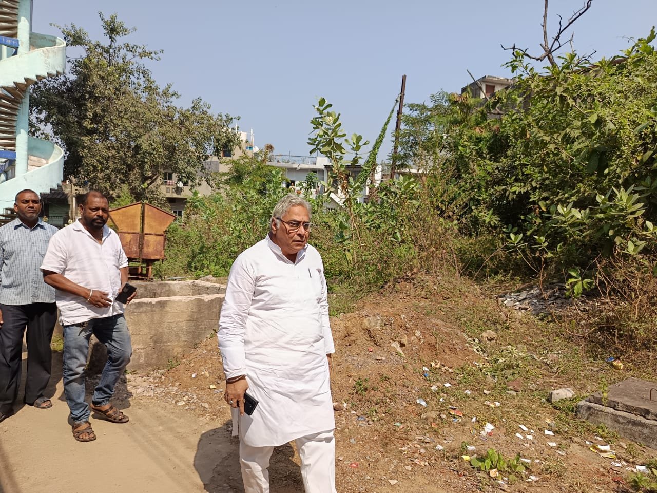 Image after paragraph