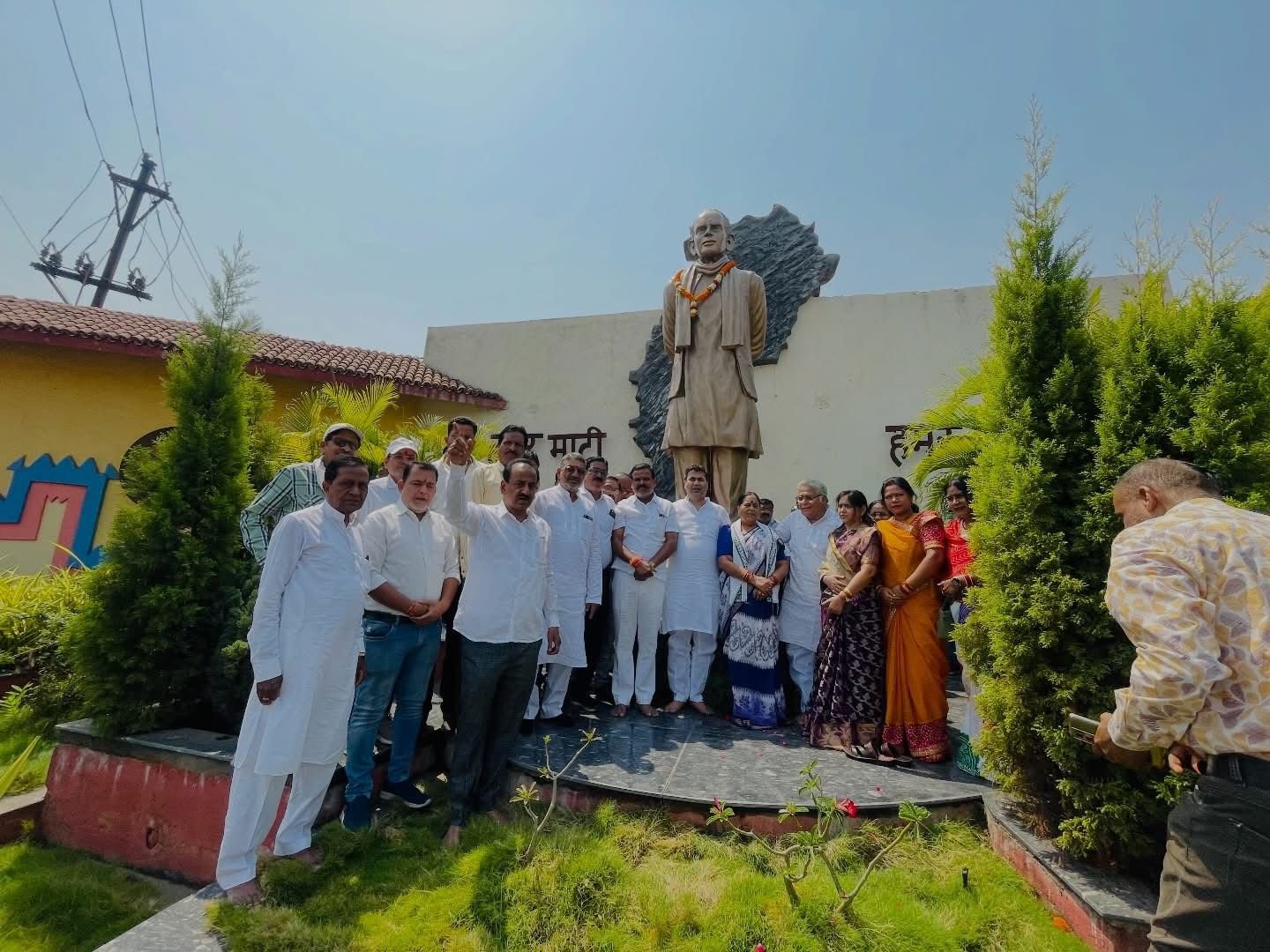 वासुदेव चंद्राकर की जयंती पर कांग्रेसियों ने दी श्रद्धांजलि, आदर्शों पर चलने का लिया संकल्प