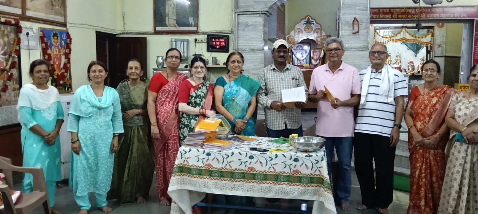 सहस्त्रनाम लेखन करने वाले 75 श्रद्धालुओं का सम्मान, वैदिक मूल्यों के संरक्षण का दिया संदेश