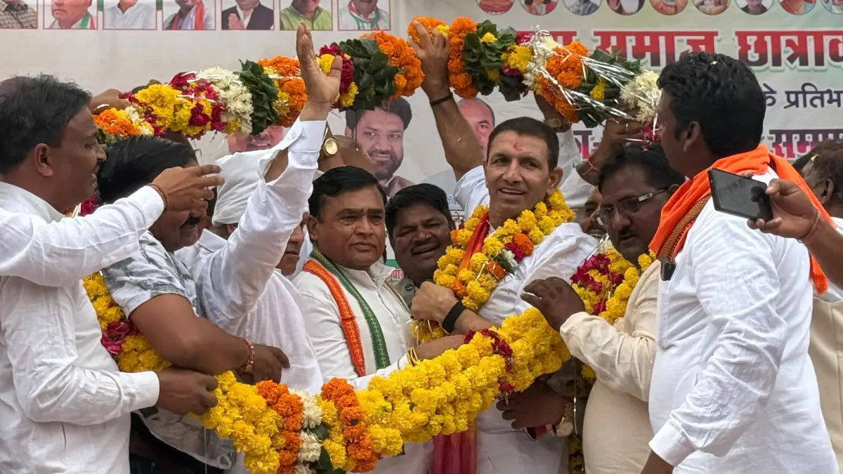 जीतू पटवारी का ग्वालियर दौरा: मां पीतांबरा के दर्शन किए, डबरा में मेधावी विद्यार्थियों का सम्मान; कार्यकर्ता सम्मेलन में भी हुए शामिल