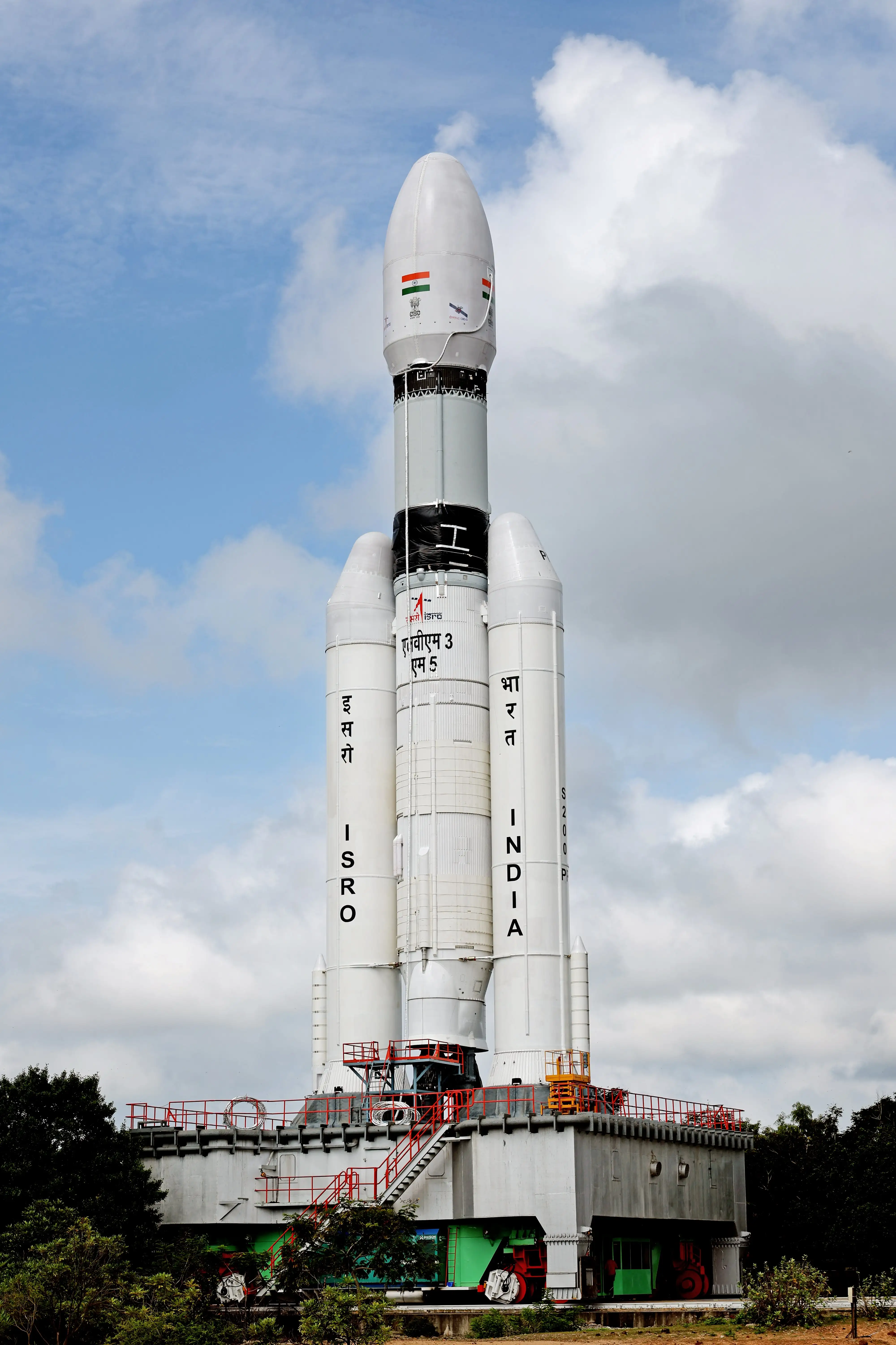 ISRO ने रचा इतिहास: LVM3-M5 रॉकेट से सबसे भारी संचार उपग्रह CMS-03 लॉन्च, स्वदेशी शक्ति का प्रदर्शन; PM मोदी ने दी बधाई