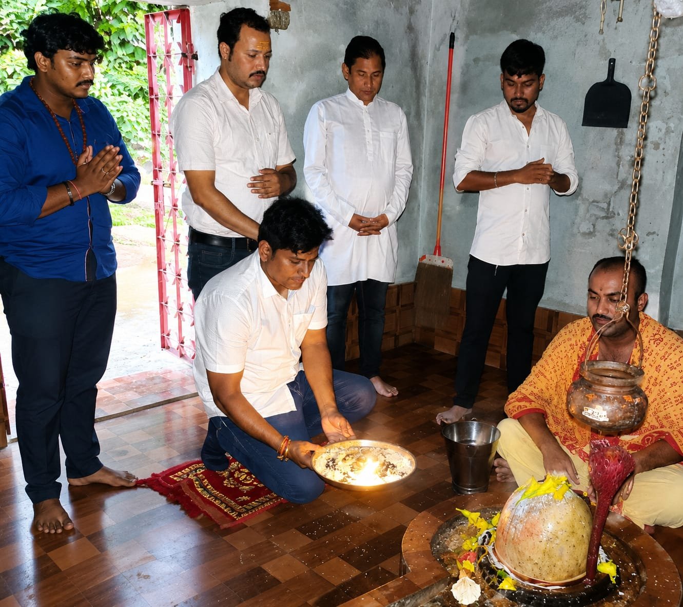 भाजपा प्रदेश अध्यक्ष किरण सिंह देव के शीघ्र स्वास्थ्य लाभ के लिए विशेष पूजा-अर्चना