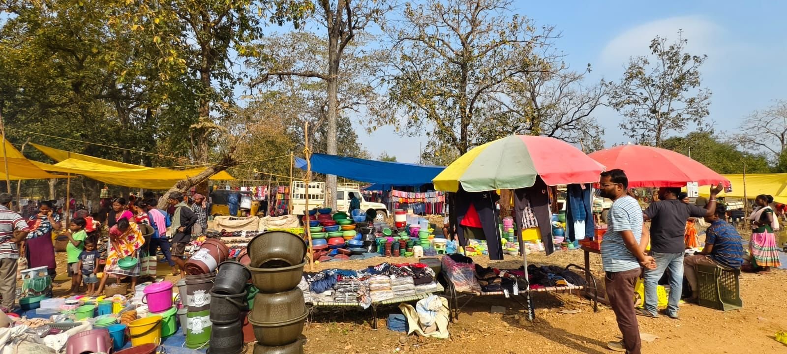 चार दशकों बाद फिर सजी पुजारी कांकेर और कोण्डापल्ली की साप्ताहिक बाजारें
